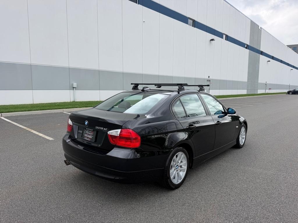 BMW 3 Series 4dr Sdn 328xi AWD 2007