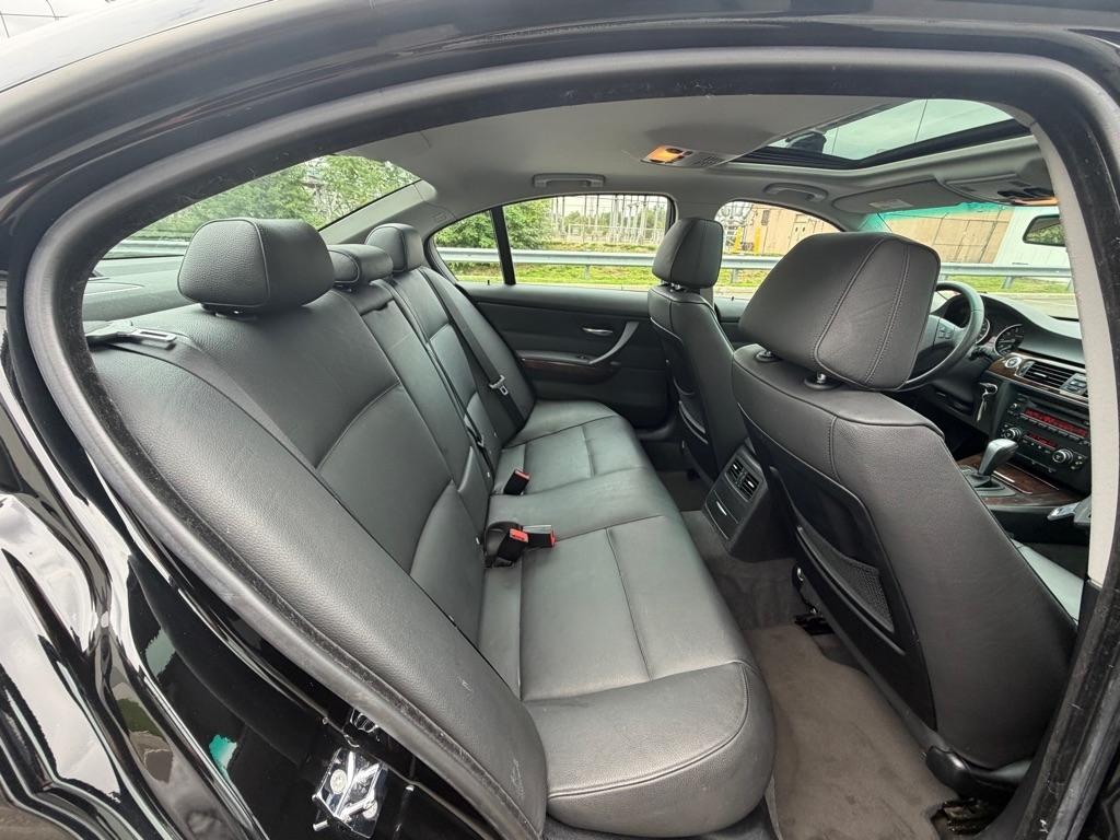 BMW 3 Series 4dr Sdn 328xi AWD 2007