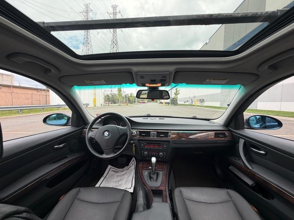 BMW 3 Series 4dr Sdn 328xi AWD 2007