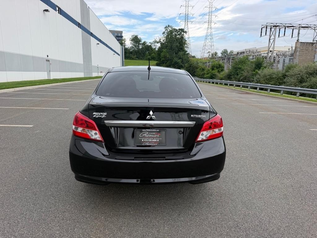 Mitsubishi Mirage G4  2017