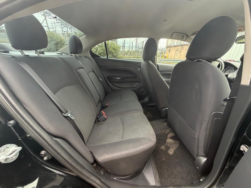 Mitsubishi Mirage G4  2017