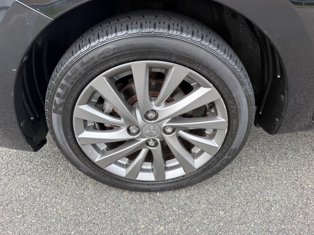 Mitsubishi Mirage G4  2017