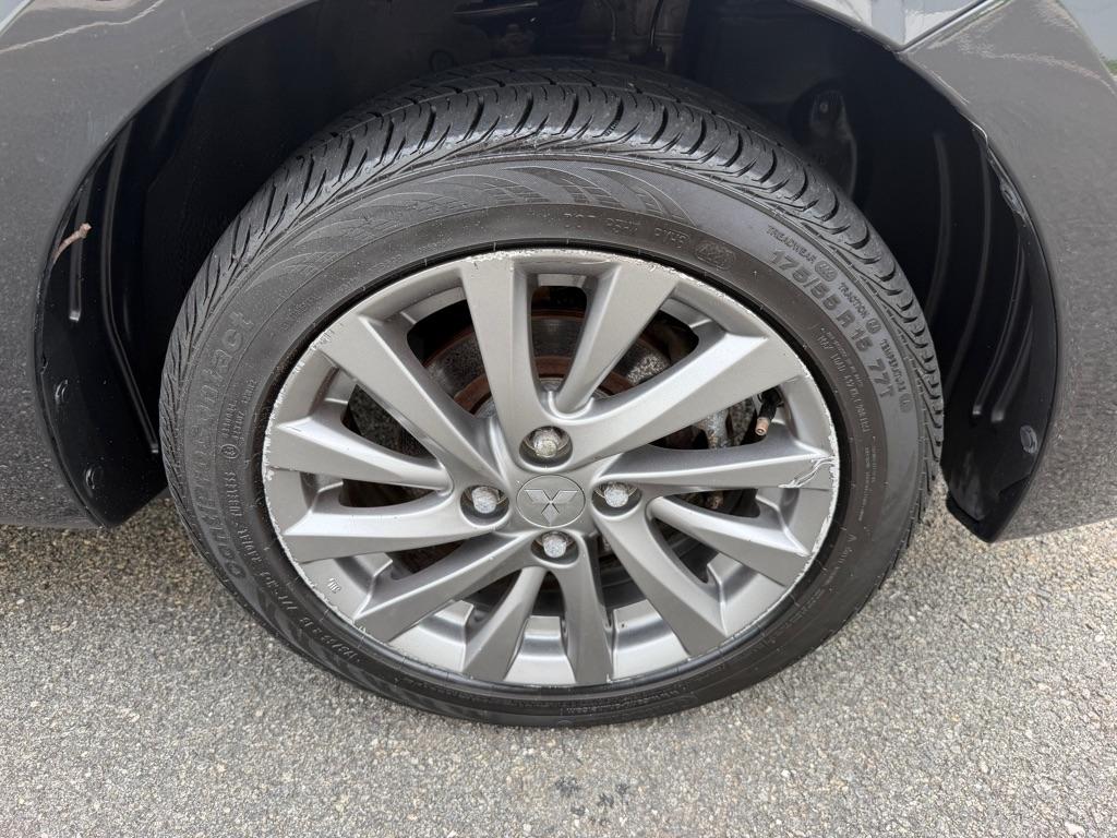 Mitsubishi Mirage G4  2017