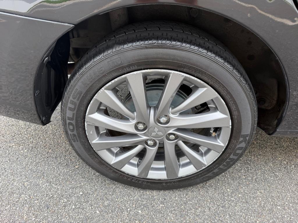 Mitsubishi Mirage G4  2017