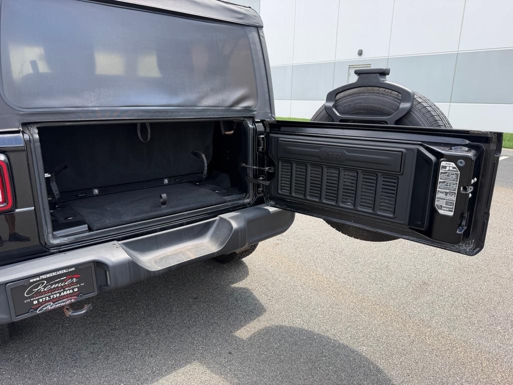 Jeep Wrangler  2018
