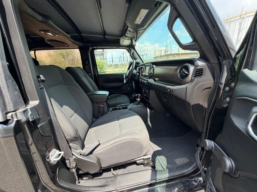Jeep Wrangler  2018