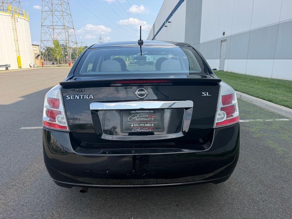 Nissan Sentra 4dr Sdn I4 CVT 2.0 SL 2011