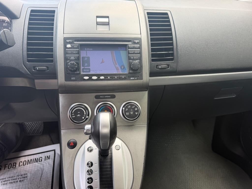Nissan Sentra 4dr Sdn I4 CVT 2.0 SL 2011