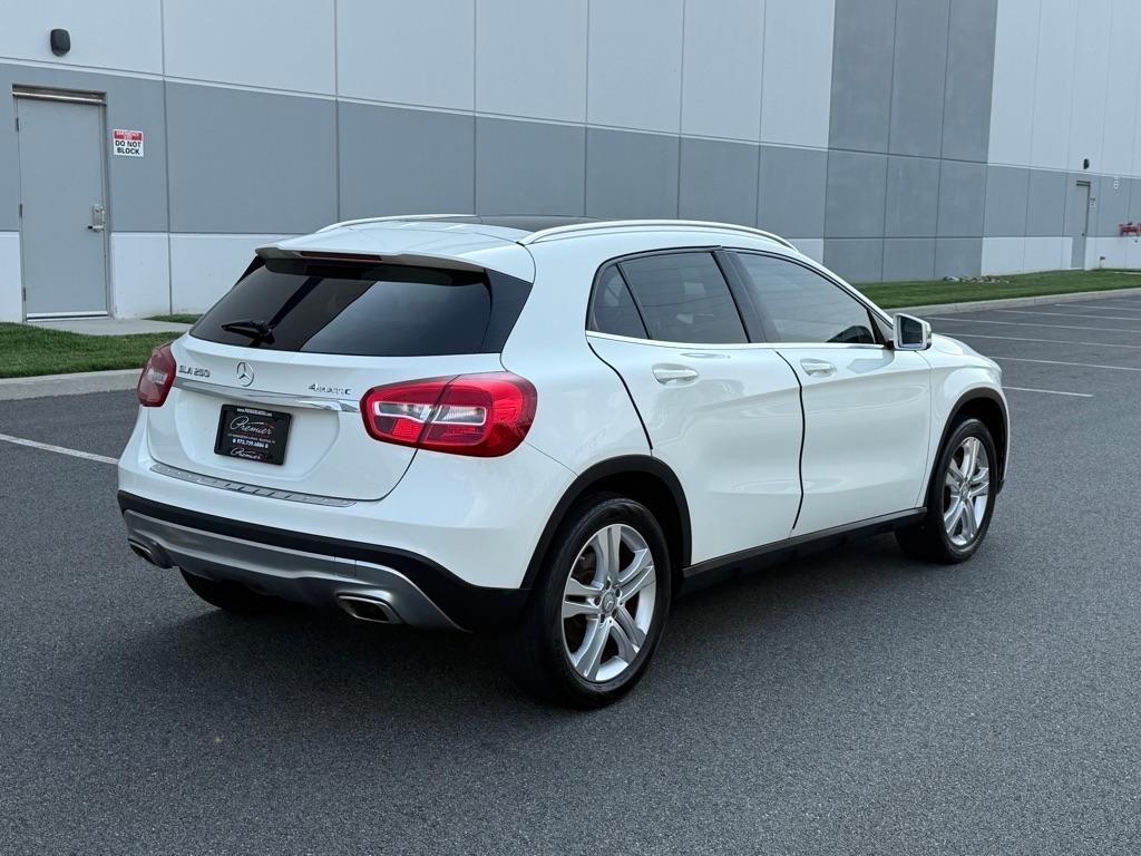 Mercedes-Benz GLA-Class 4MATIC 4dr GLA 250 2015