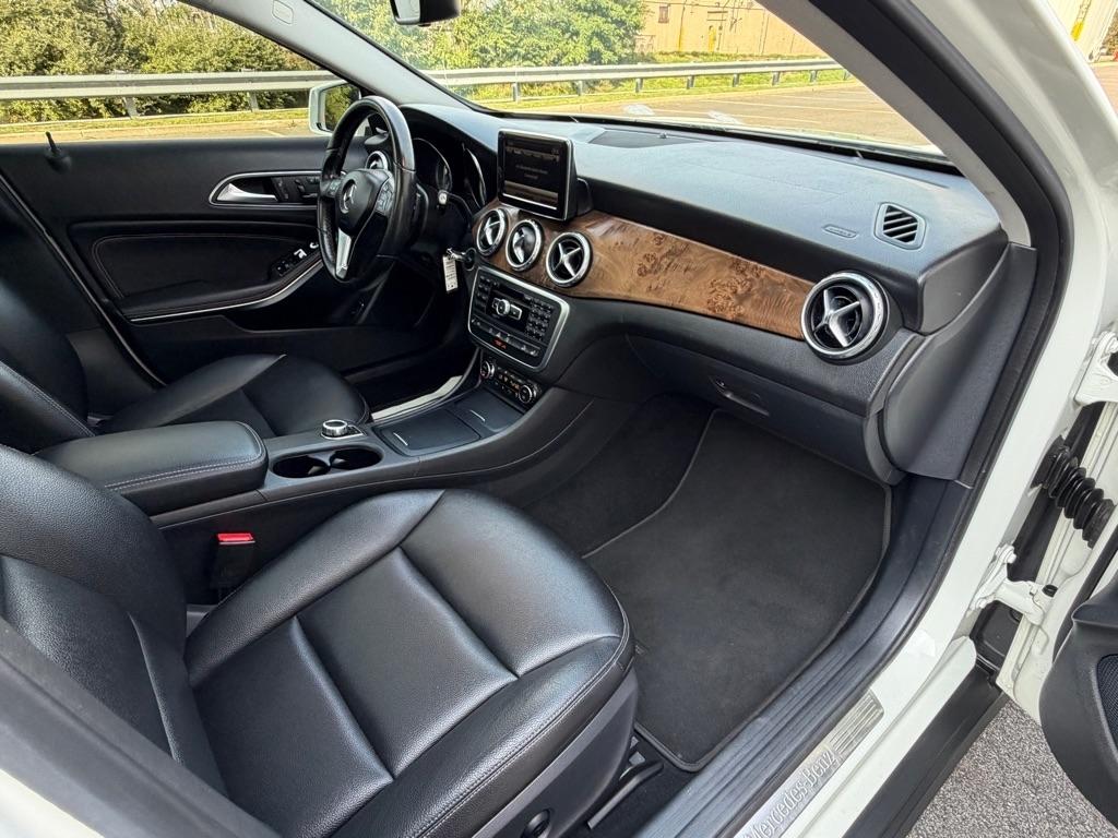 Mercedes-Benz GLA-Class 4MATIC 4dr GLA 250 2015