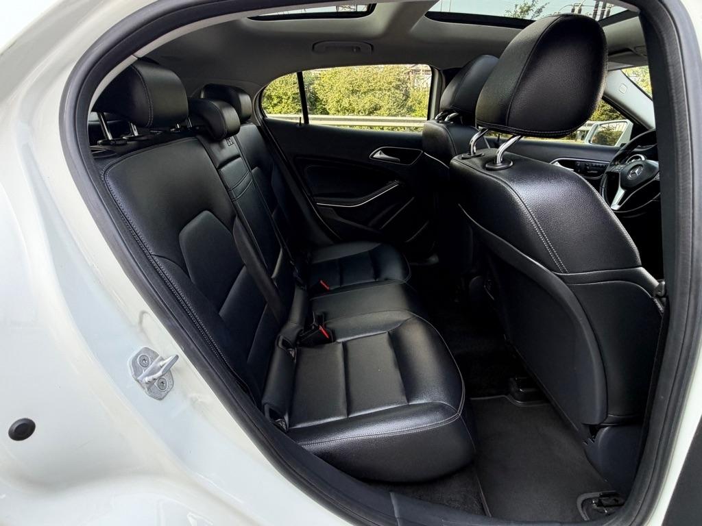 Mercedes-Benz GLA-Class 4MATIC 4dr GLA 250 2015