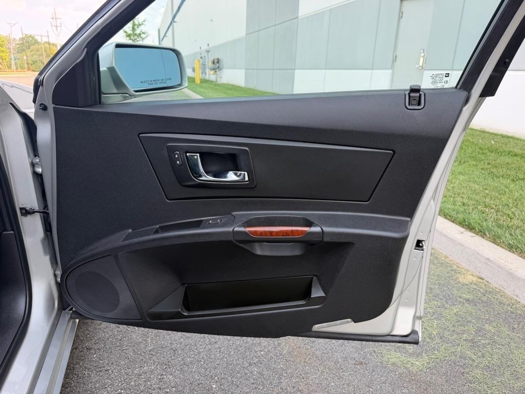 Cadillac CTS 4dr Sdn 3.6L 2007