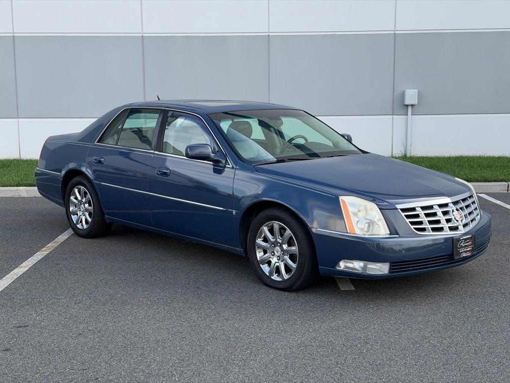 Cadillac DTS 4dr Sdn w/1SD 2008
