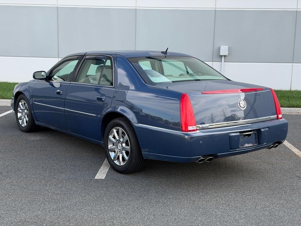 Cadillac DTS 4dr Sdn w/1SD 2008