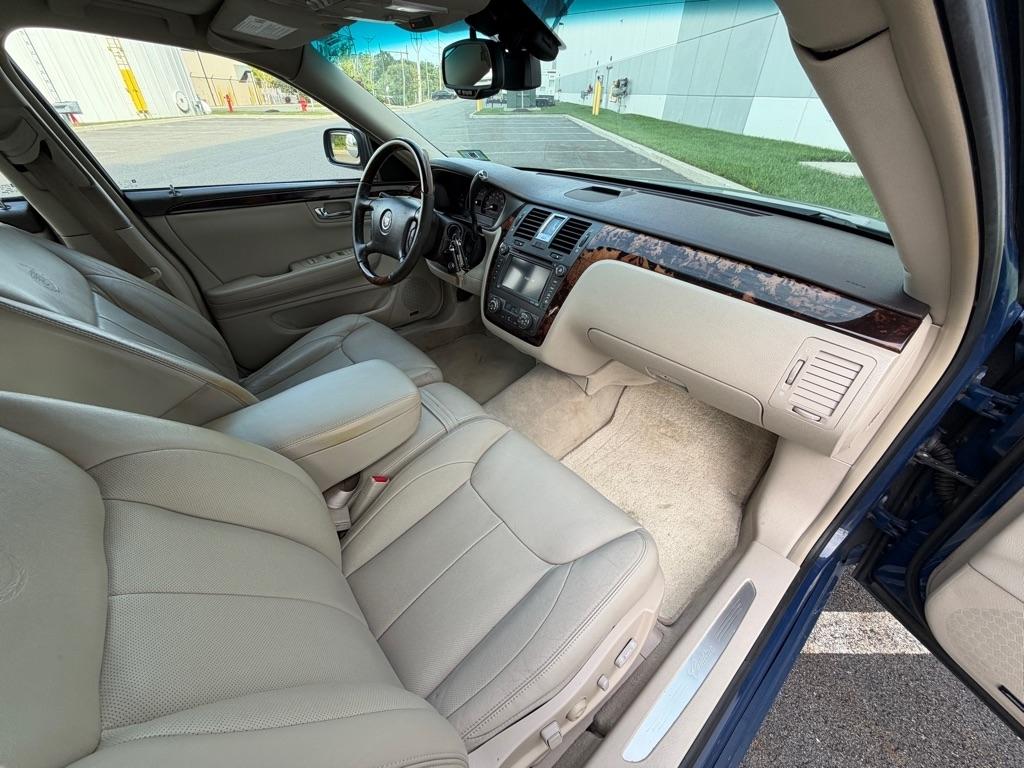 Cadillac DTS 4dr Sdn w/1SD 2008
