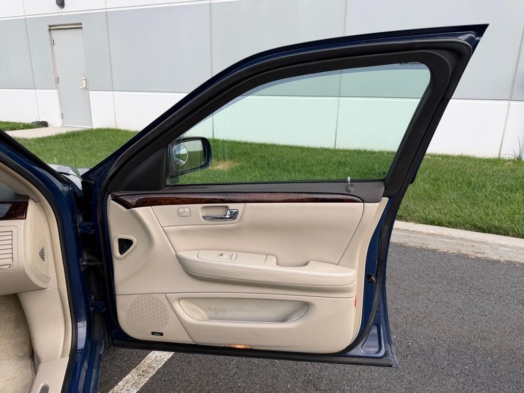 Cadillac DTS 4dr Sdn w/1SD 2008