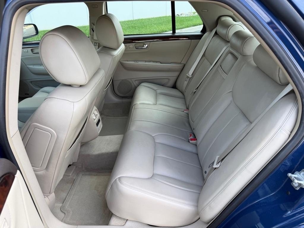 Cadillac DTS 4dr Sdn w/1SD 2008