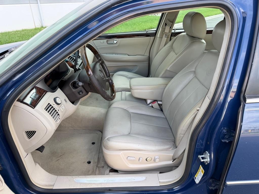 Cadillac DTS 4dr Sdn w/1SD 2008