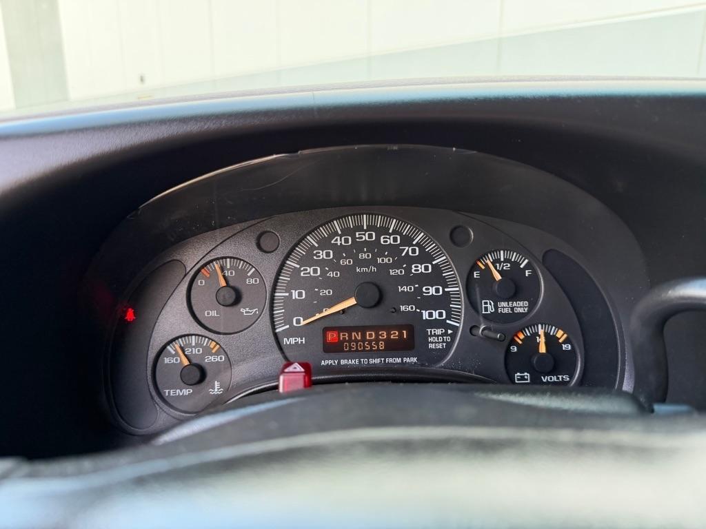 Chevrolet Express Van 1500 135" WB BASE 2002