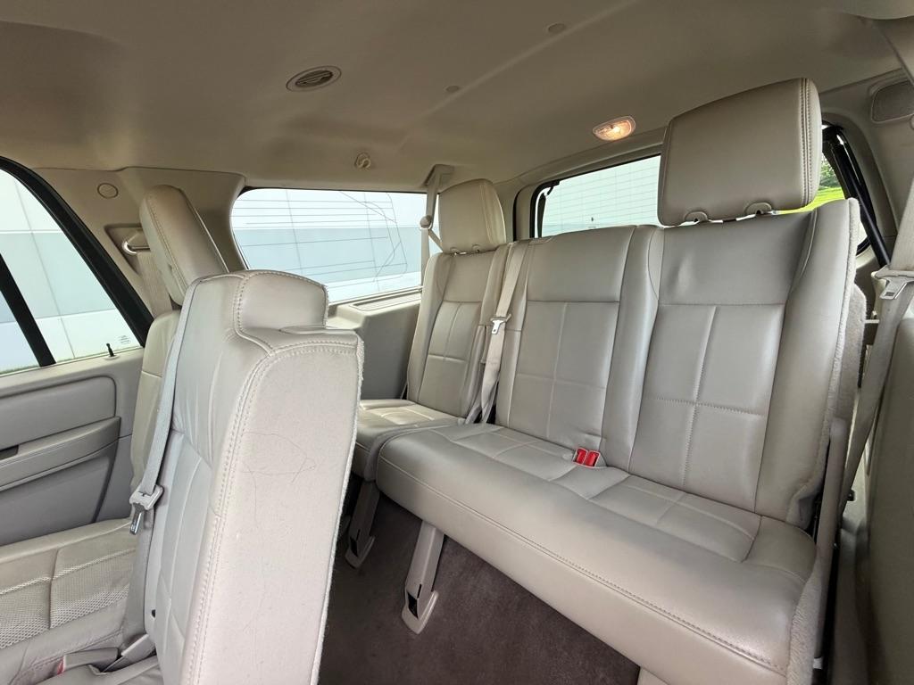 Lincoln Navigator L 4WD 4dr 2012
