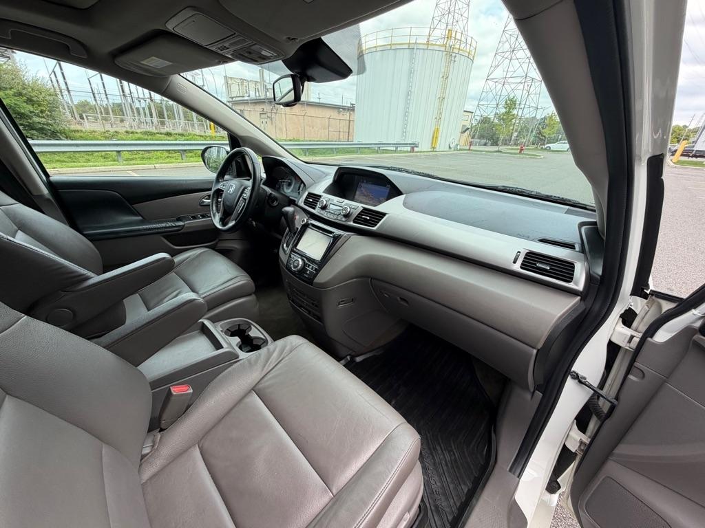 Honda Odyssey 5dr Touring 2016