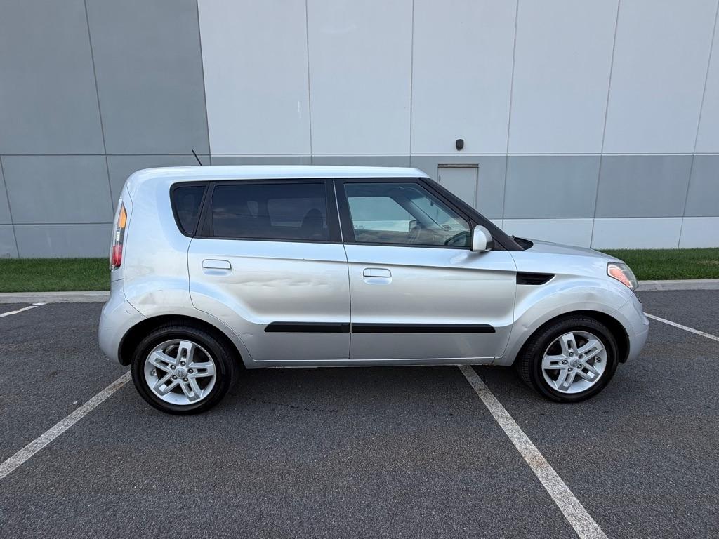 Kia Soul 5dr Wgn Auto + 2010