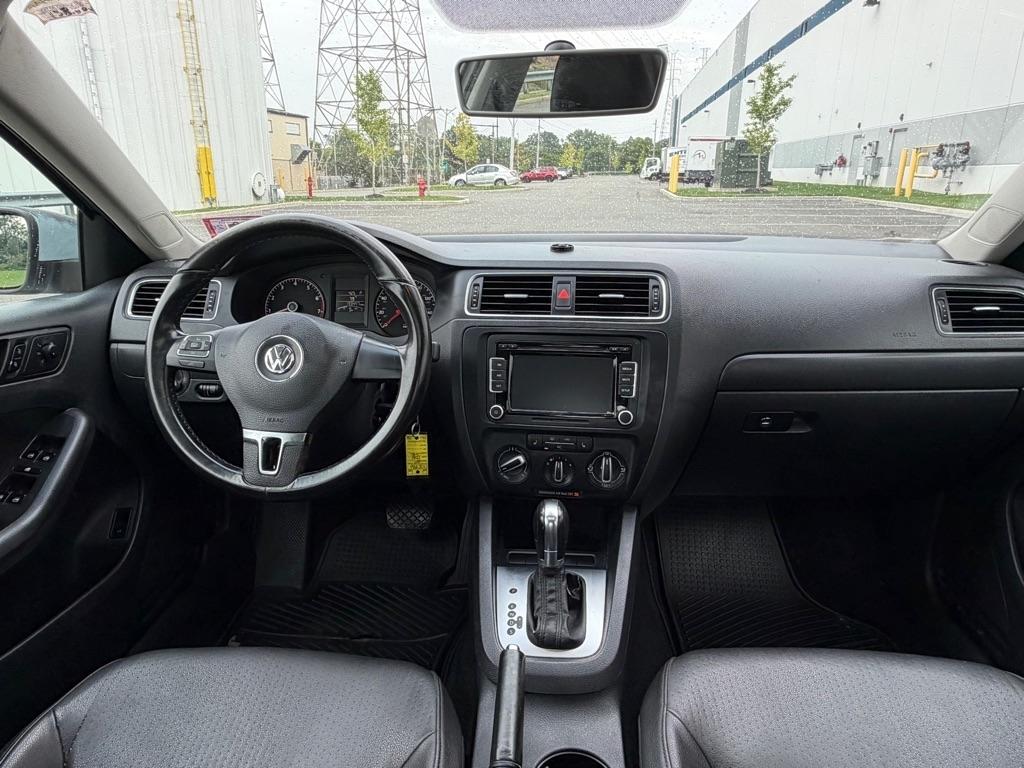 Volkswagen Jetta Sedan 4dr Auto SE PZEV 2011