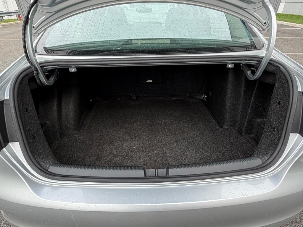 Volkswagen Jetta Sedan 4dr Auto SE PZEV 2011