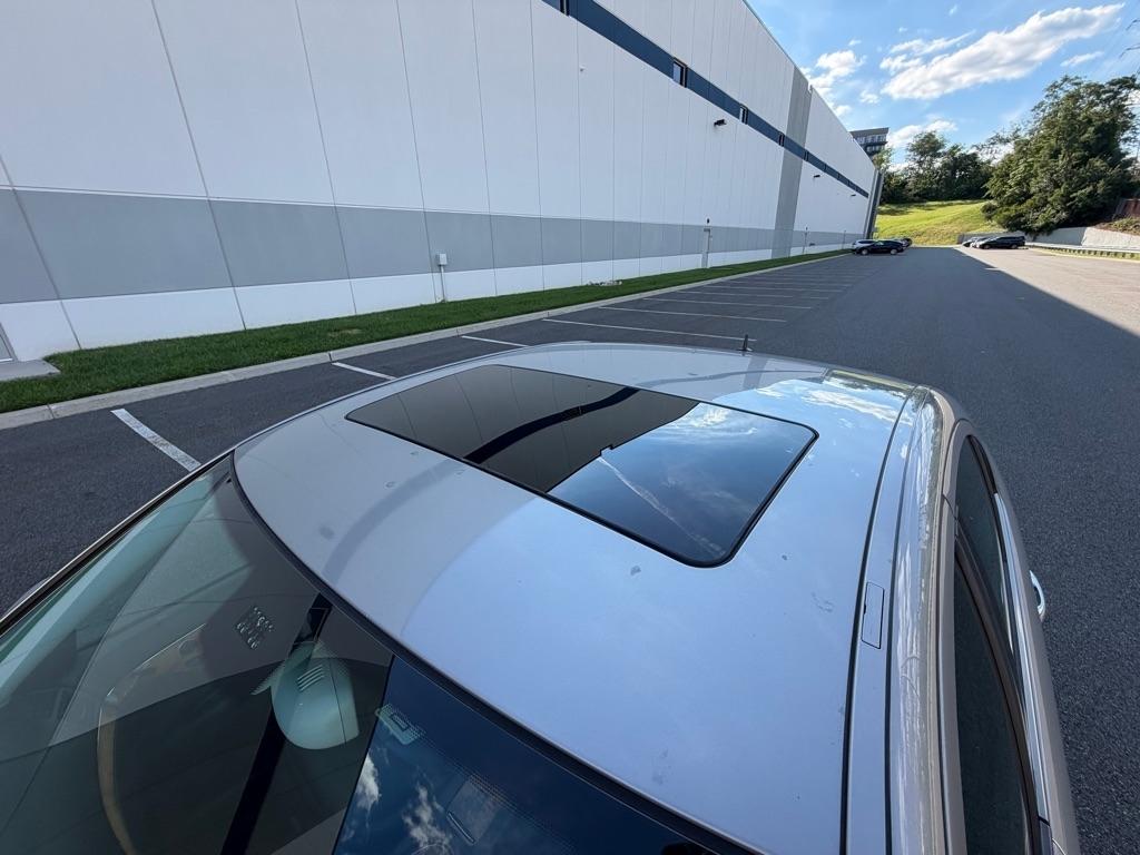Mercedes-Benz E-Class 4dr Sdn 3.5L 4MATIC 2006