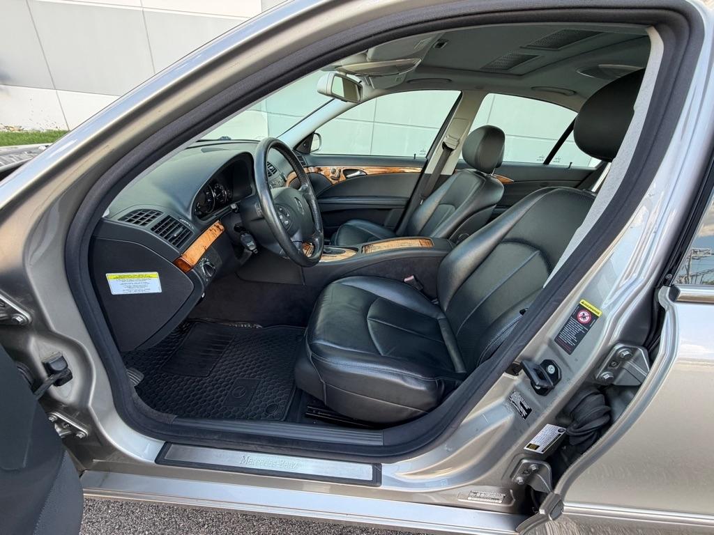 Mercedes-Benz E-Class 4dr Sdn 3.5L 4MATIC 2006