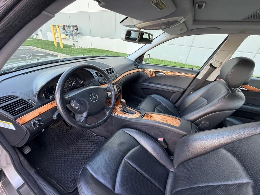 Mercedes-Benz E-Class 4dr Sdn 3.5L 4MATIC 2006
