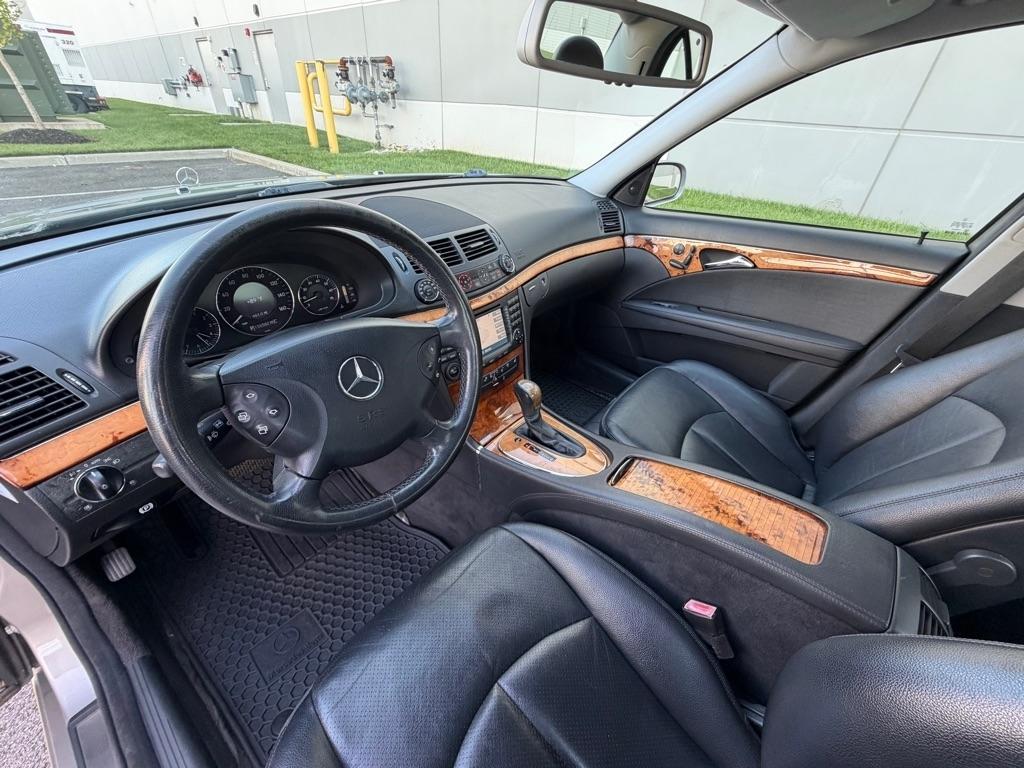 Mercedes-Benz E-Class 4dr Sdn 3.5L 4MATIC 2006