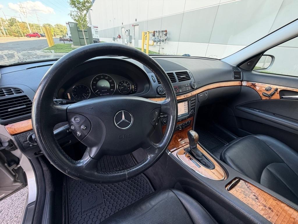 Mercedes-Benz E-Class 4dr Sdn 3.5L 4MATIC 2006