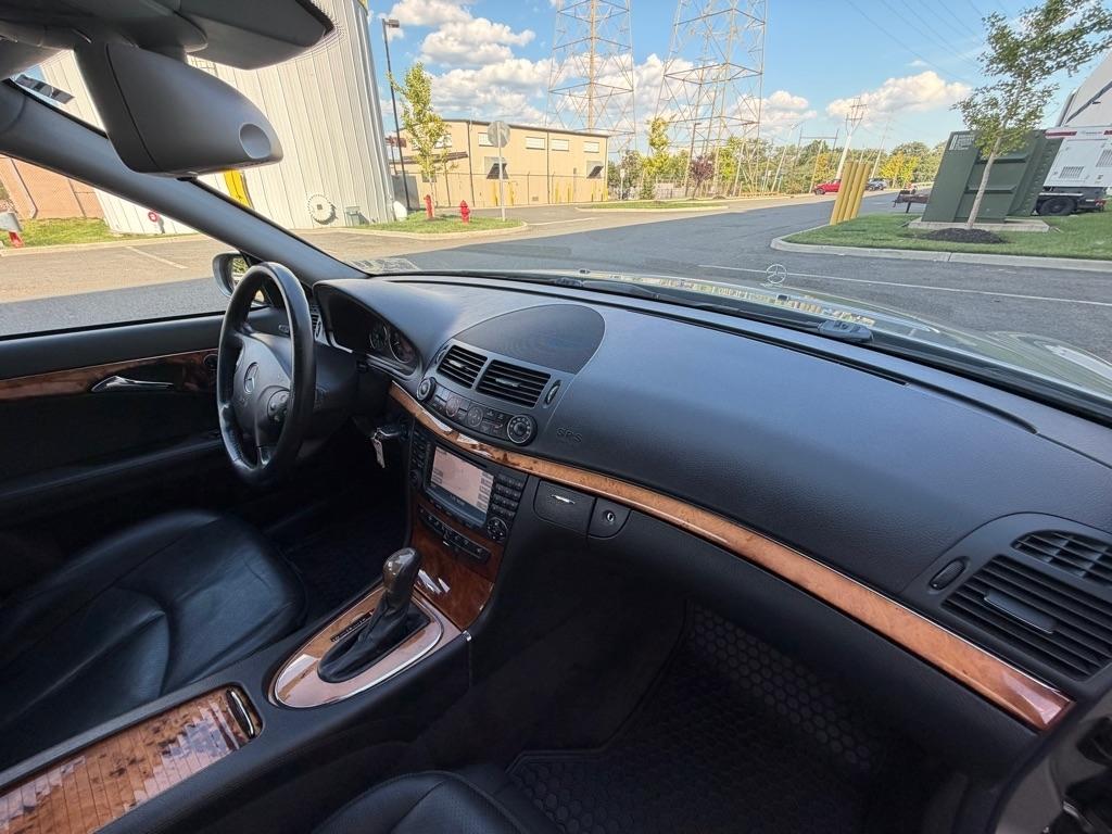 Mercedes-Benz E-Class 4dr Sdn 3.5L 4MATIC 2006