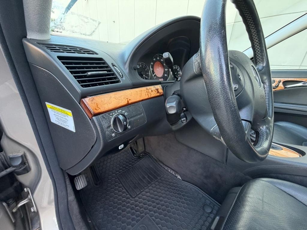 Mercedes-Benz E-Class 4dr Sdn 3.5L 4MATIC 2006