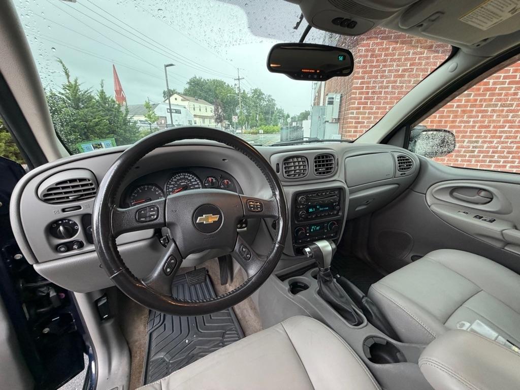 Chevrolet TrailBlazer 4WD 4dr LT w/2LT 2009