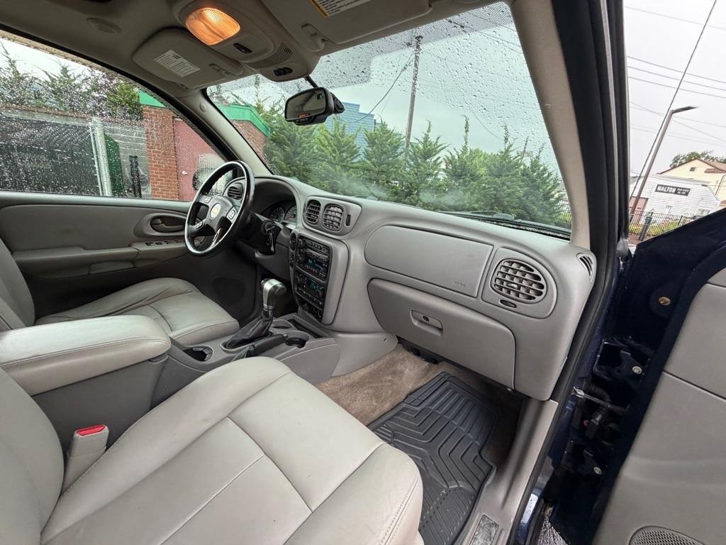 Chevrolet TrailBlazer 4WD 4dr LT w/2LT 2009