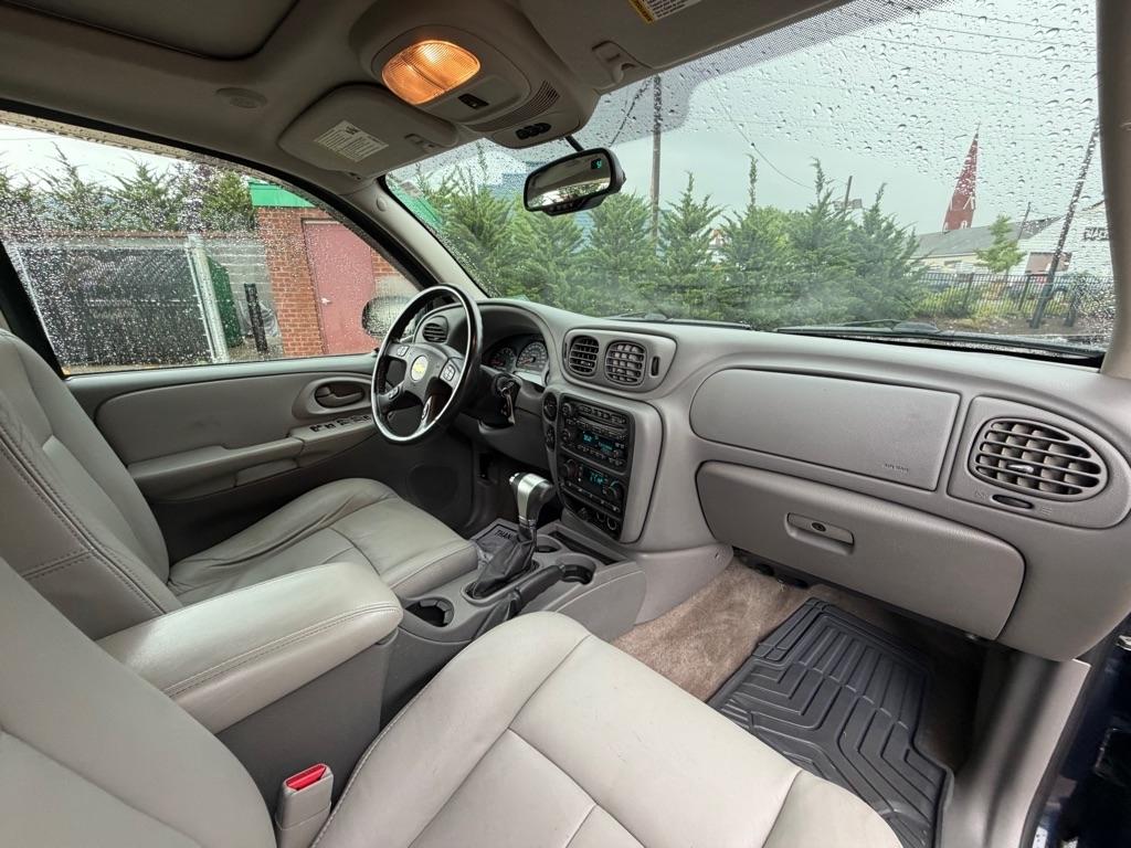 Chevrolet TrailBlazer 4WD 4dr LT w/2LT 2009