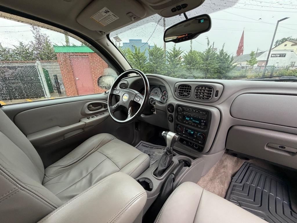 Chevrolet TrailBlazer 4WD 4dr LT w/2LT 2009