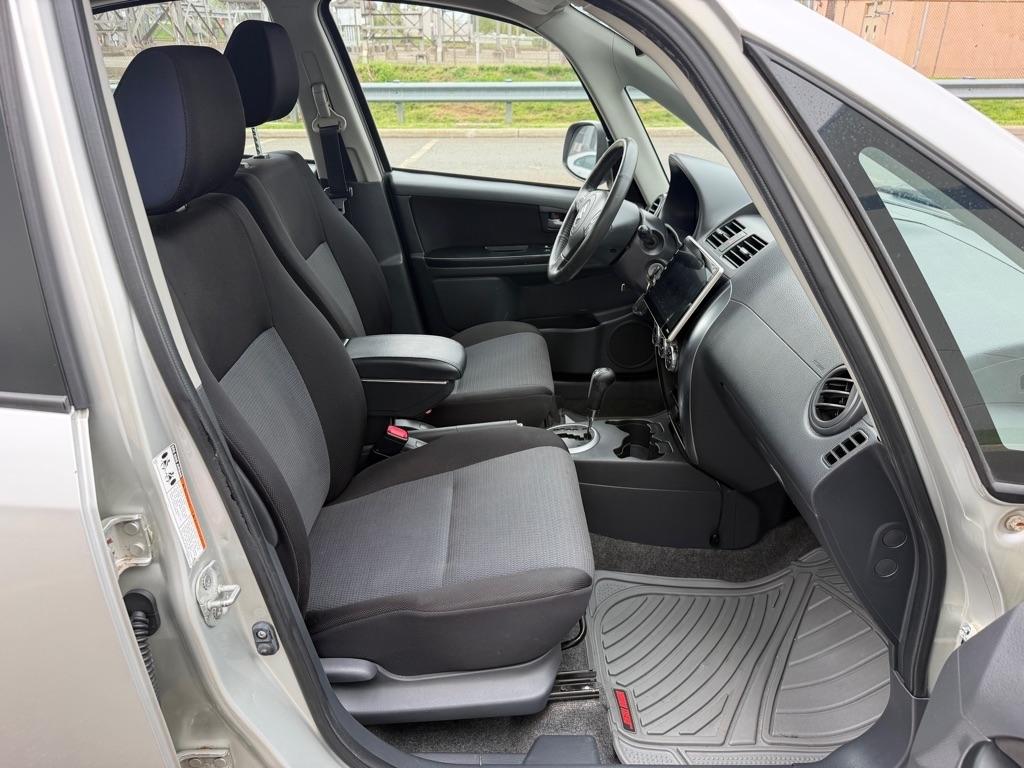 Suzuki SX4 4dr Sdn Man Convenience Pkg 2008