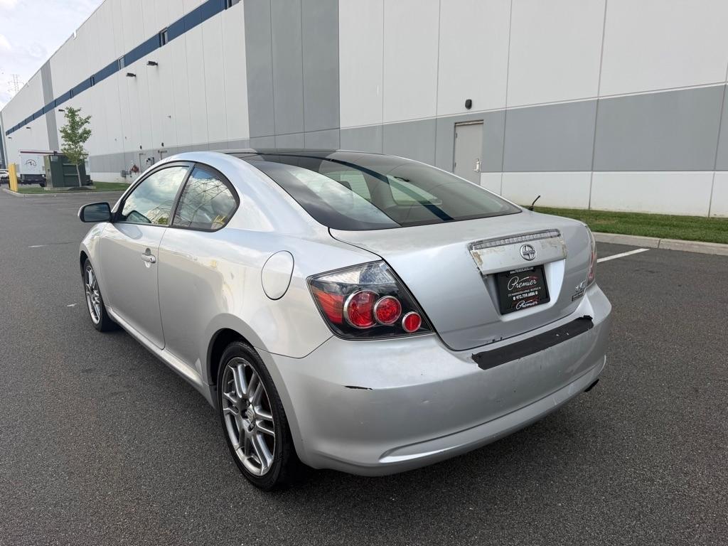Scion tC 2dr HB Man (Natl) 2009