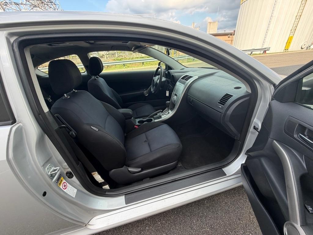 Scion tC 2dr HB Man (Natl) 2009