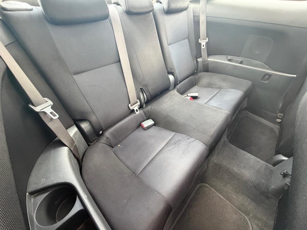 Scion tC 2dr HB Man (Natl) 2009