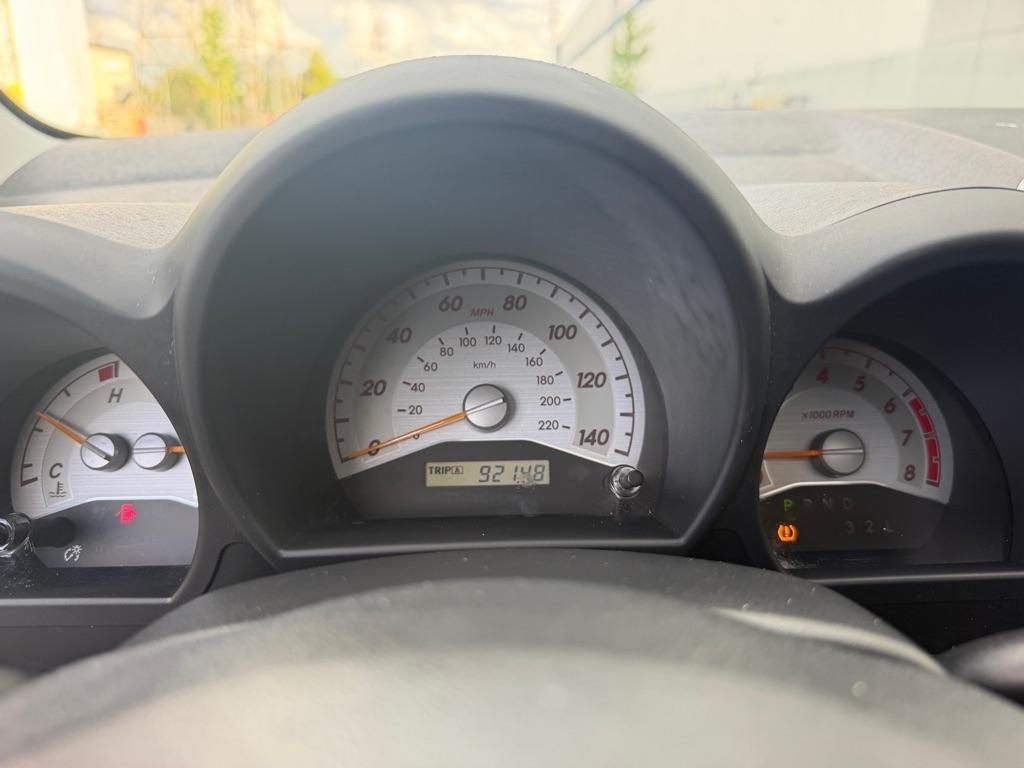 Scion tC 2dr HB Man (Natl) 2009