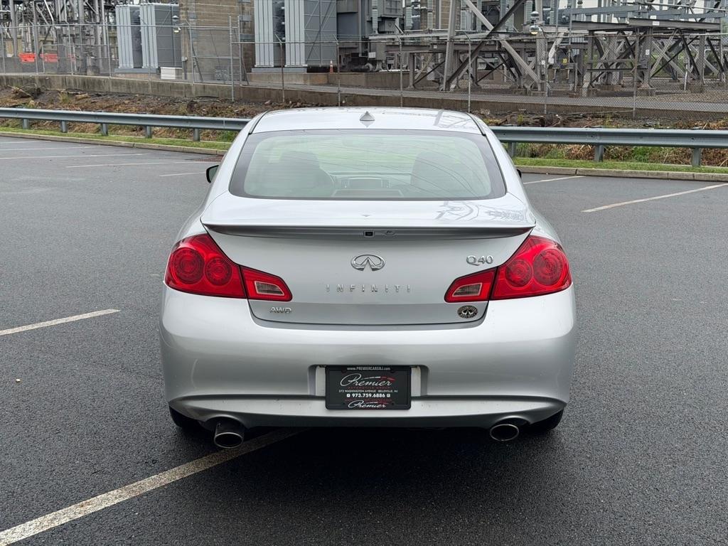 Infiniti Q40 4dr Sdn AWD 2015