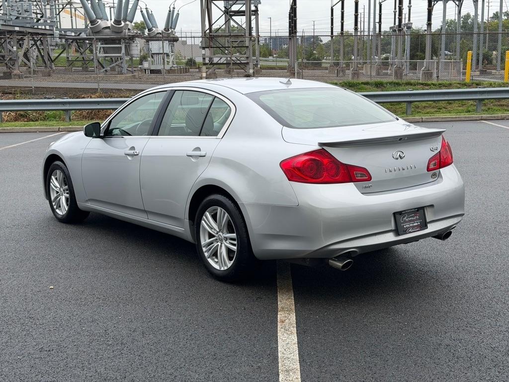 Infiniti Q40 4dr Sdn AWD 2015