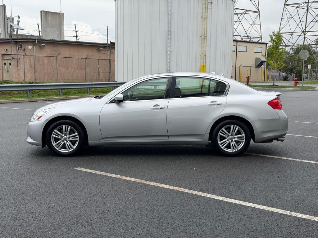 Infiniti Q40 4dr Sdn AWD 2015