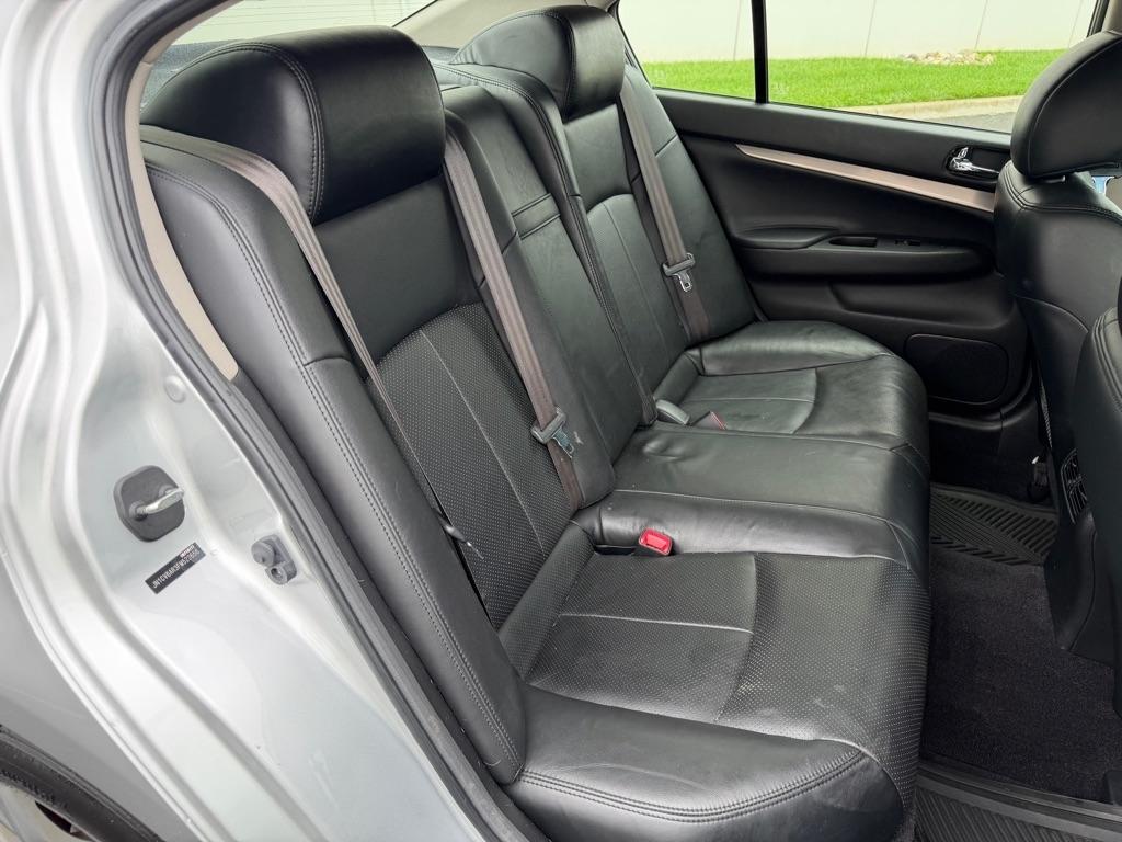 Infiniti Q40 4dr Sdn AWD 2015
