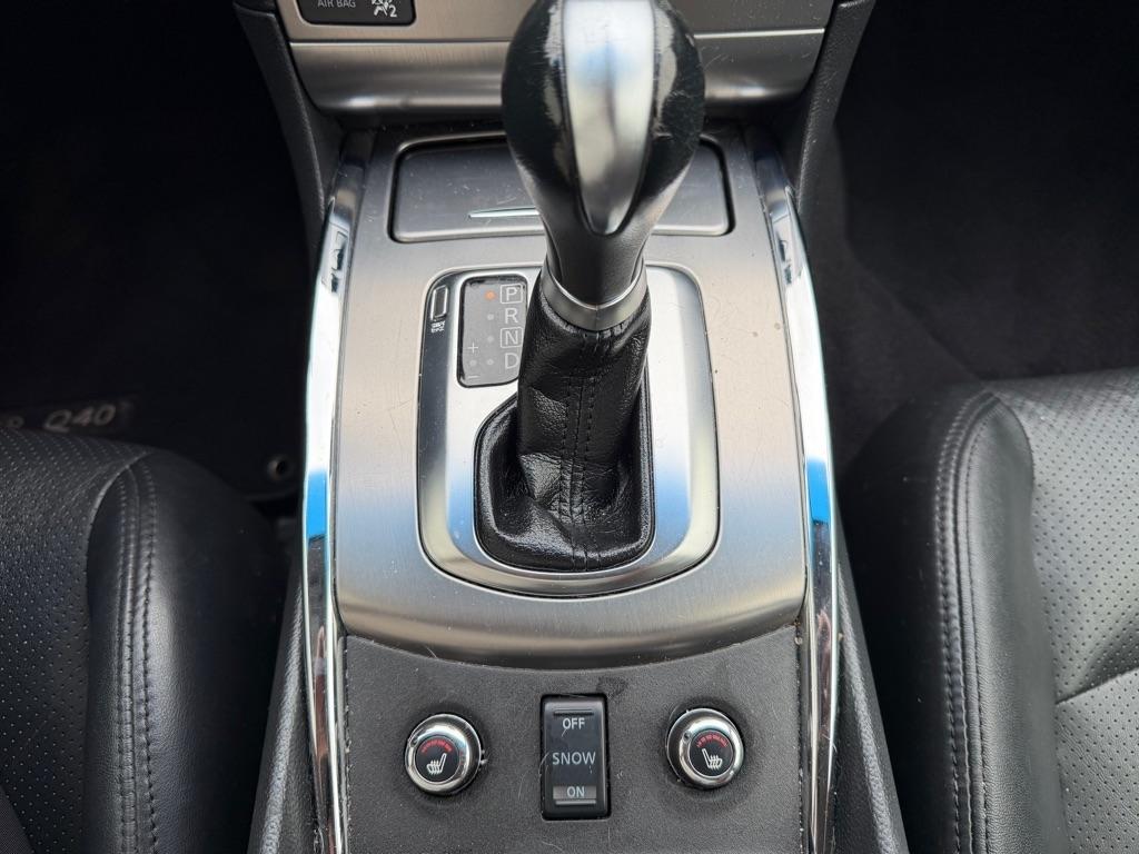 Infiniti Q40 4dr Sdn AWD 2015