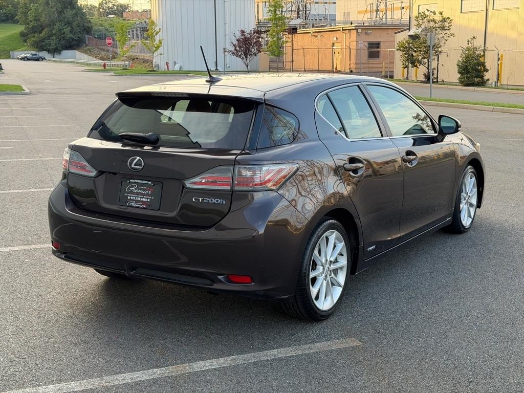 Lexus CT 200h 5dr Sdn Hybrid 2013